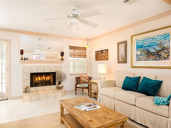 5th image of 2517 Ocean Dr