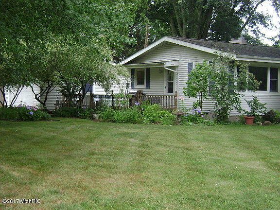2nd image of 444 East Dr