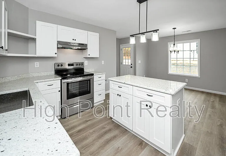 85 Smith Glen Dr — Photo 35