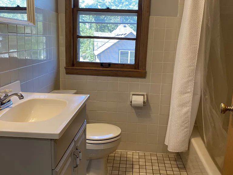 Bathroom with tub