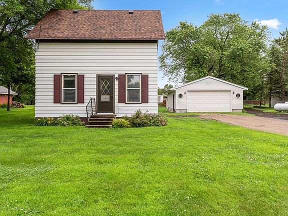 2nd image of 23435 Farwell Ave