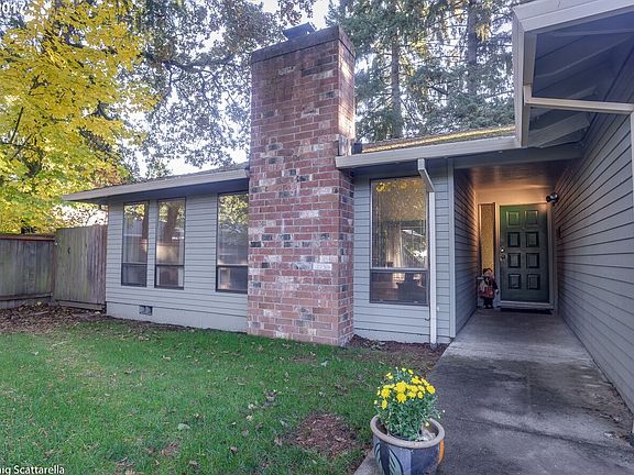 2nd image of 4077 SE Ozark Ct