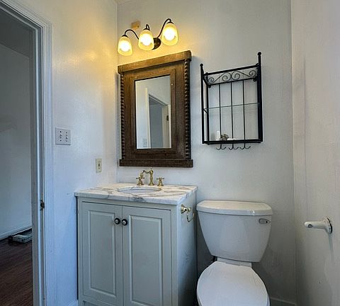 2nd image of 814 S Bond St APT 2