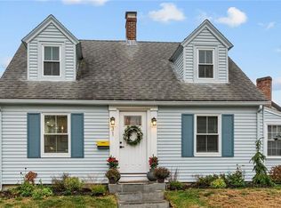 31 Intervale Rd, Cranston, RI 02910