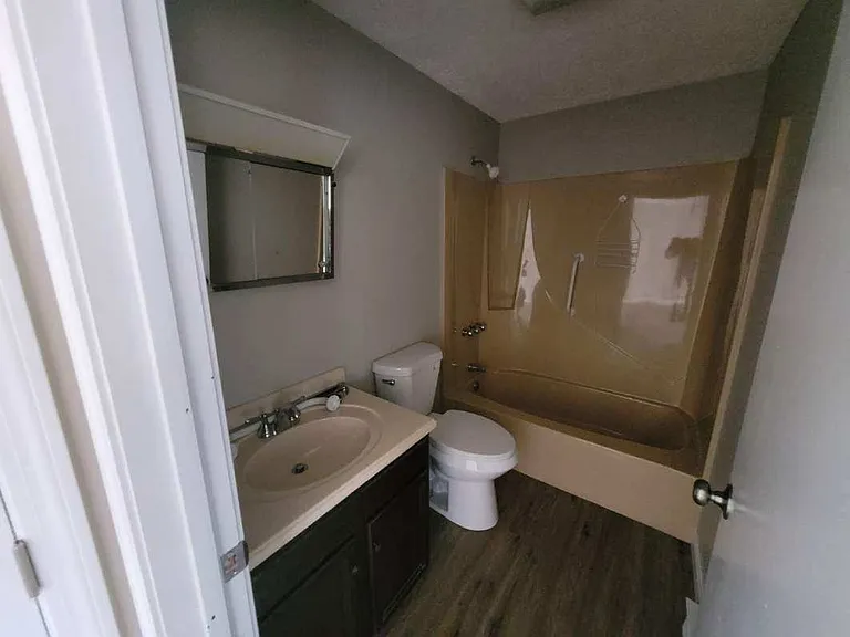 794 Hayward St #C — Photo 7