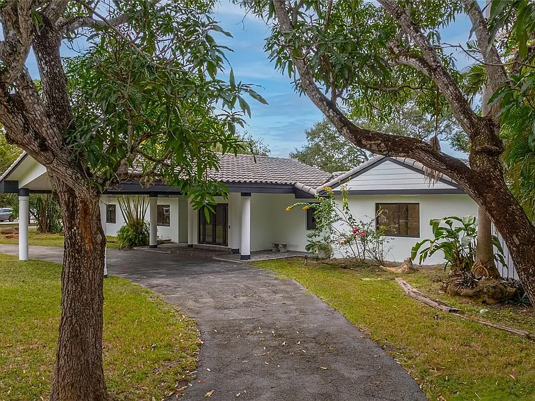13401 SW 83rd Ave — Photo 75