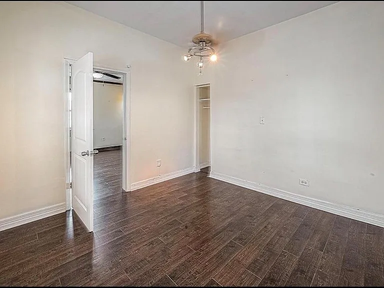511 Bishop St — Photo 20