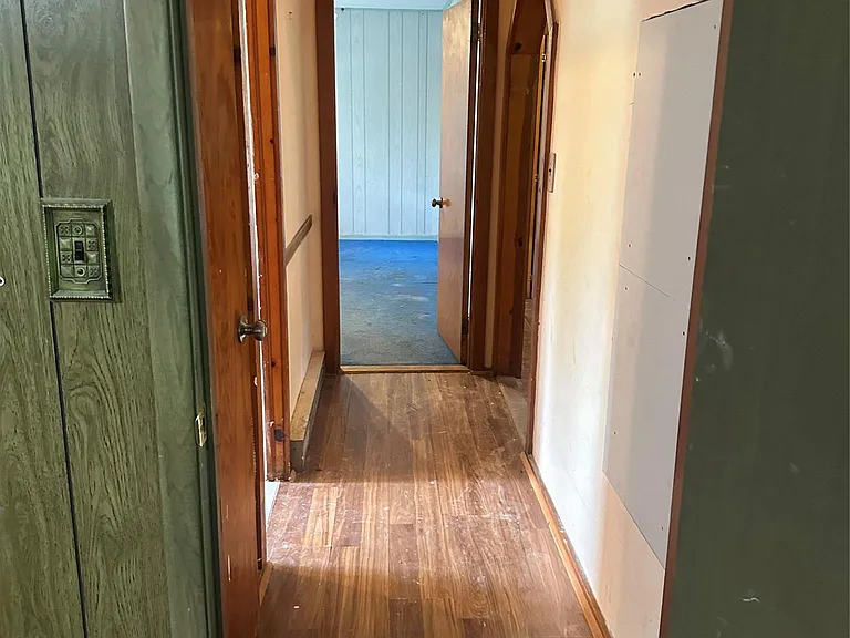 11 Richards Ave — Photo 12