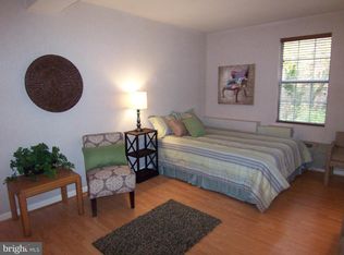 1901 N Rhodes St APT 42, Arlington, VA 22201