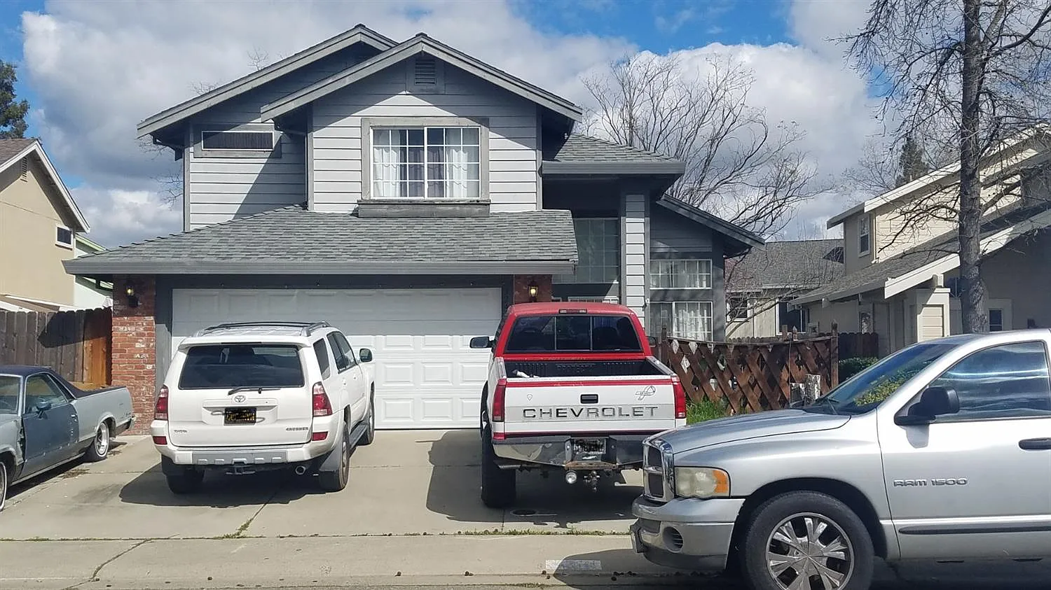 3241 Groveland Way photo 1