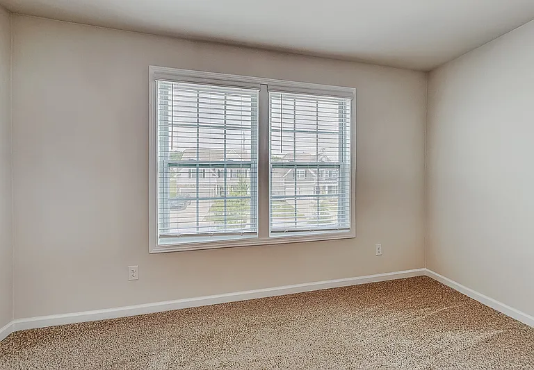 5301 Ennisworth Ln — Photo 15
