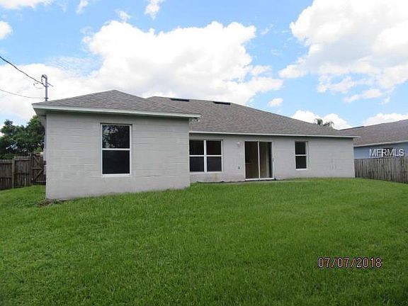 2nd image of 2801 Windsor Heights St