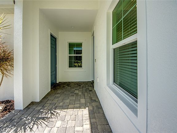 4th image of 11759 Solano Dr