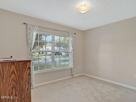 3rd image of 224 E Betony Branch Way