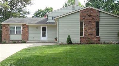 1st image of 42 Chelmsford Dr