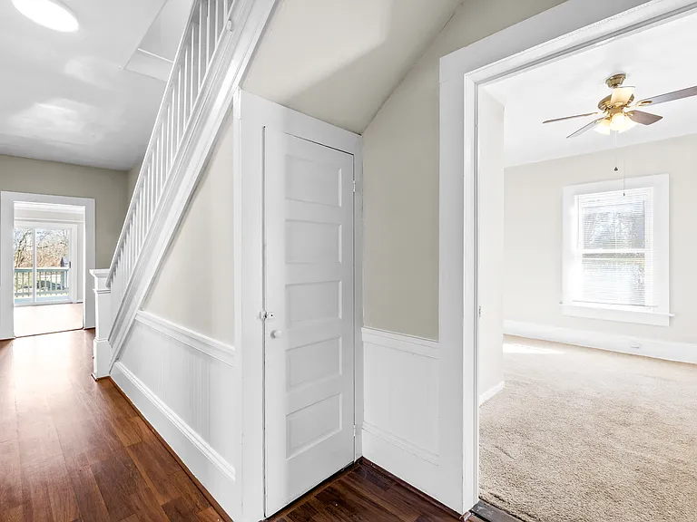 257 Jefferson St — Photo 19
