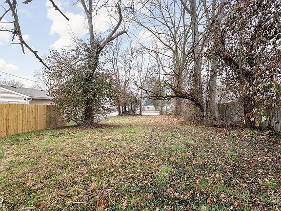 5th image of 3421 Hillside Ave