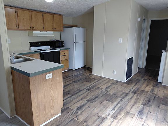 4th image of 215 Fiji Palm Ln #127