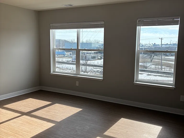 Lakewood Place Apartment Village — Photo 8
