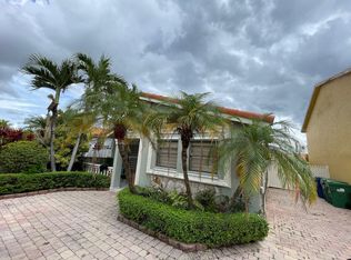 9922 SW 2nd St #B, Miami, FL 33174