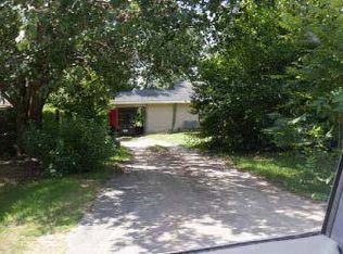 208 N Hibiscus Rd, Albany, GA 31705