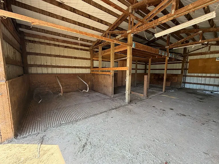 34125 E Lacomb Rd — Photo 56