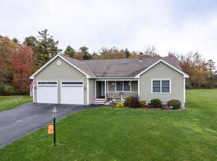 45 Pleasant Ridge Rd, Buxton, ME 04093