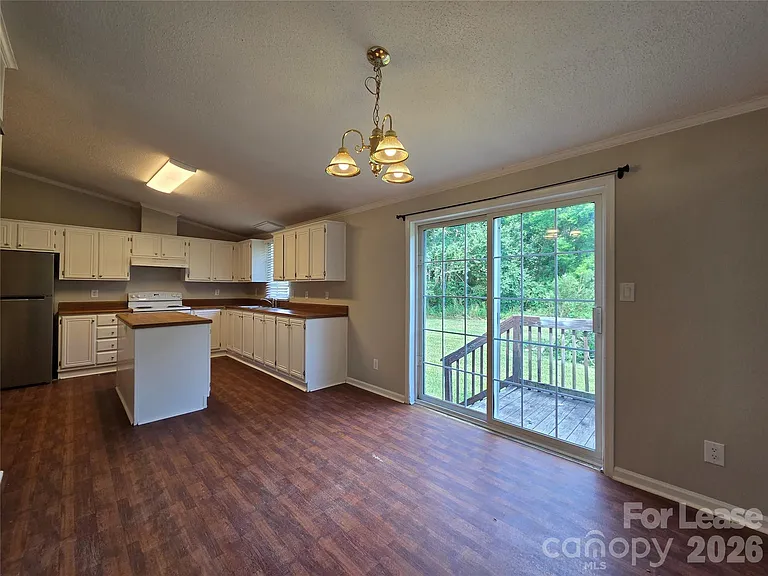 4223 Givens Rd — Photo 12