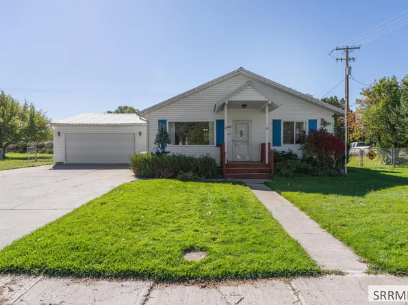 2930 E Teton St, Ammon, ID 83406