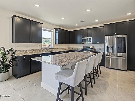 3rd image of 1098 Dapple Dr
