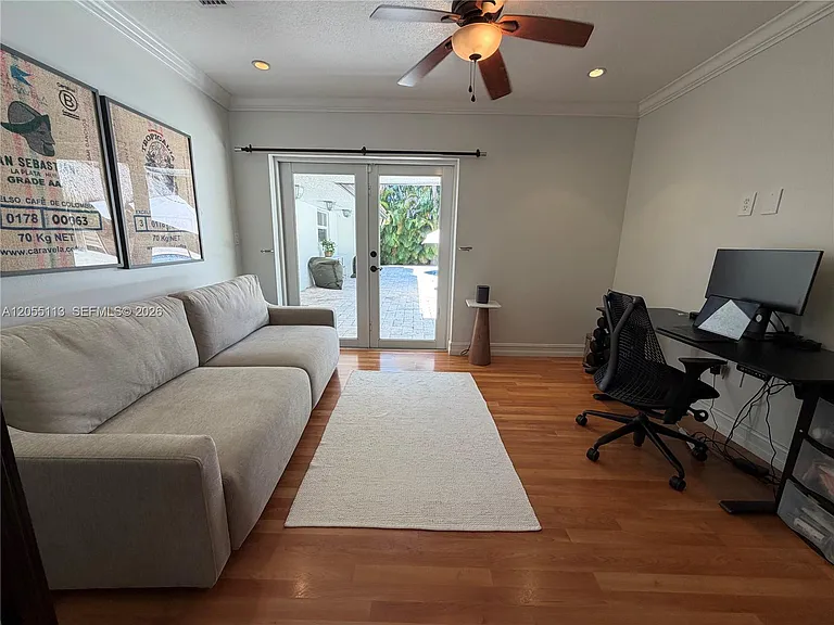 5721 SW 59th Pl — Photo 15