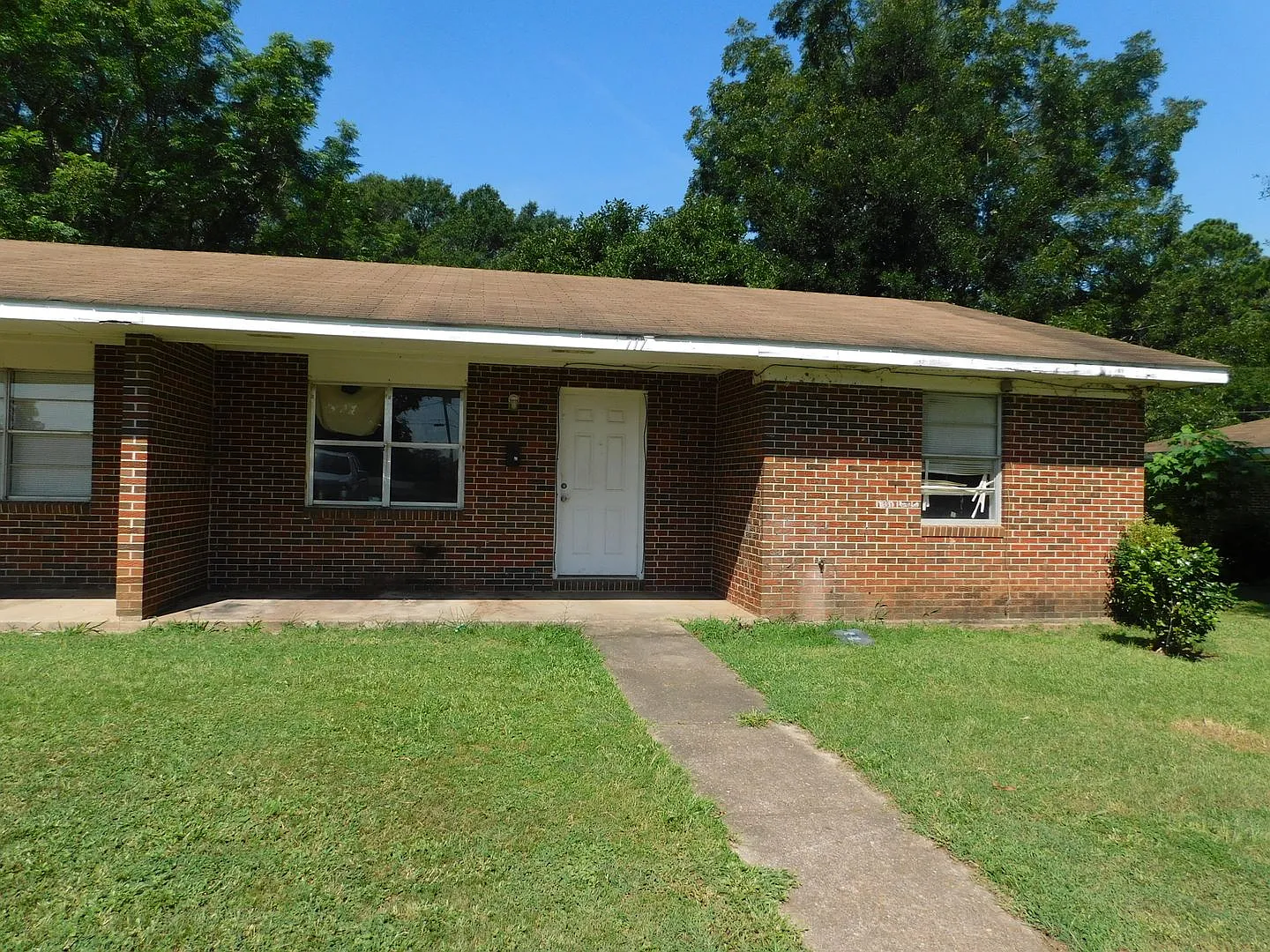 717 Richardson, Kinston,AL — Photo 1
