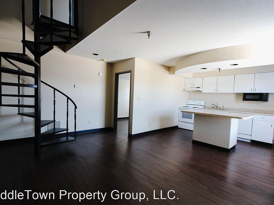 2nd image of 518 N Martin St #10665190