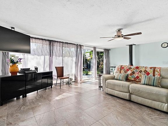 5th image of 2922 Sequoia Ln