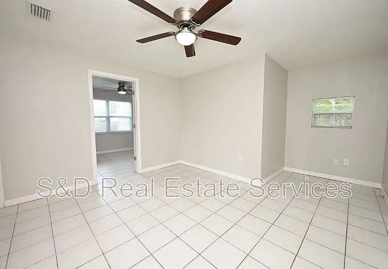907 Swann Dr — Photo 19