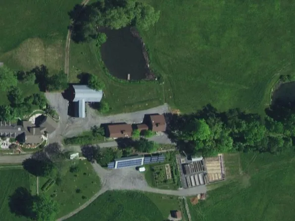 174 Ruusenen Rd, Springfield, VT 05156