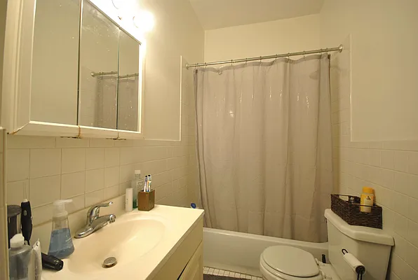 Rented by Bold New York | media 10