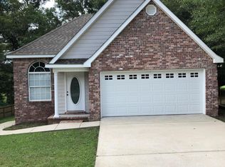 21 Duke Ave, Purvis, MS 39475