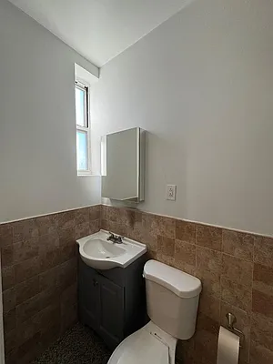 Rented by Pear NYC LLC | media 12