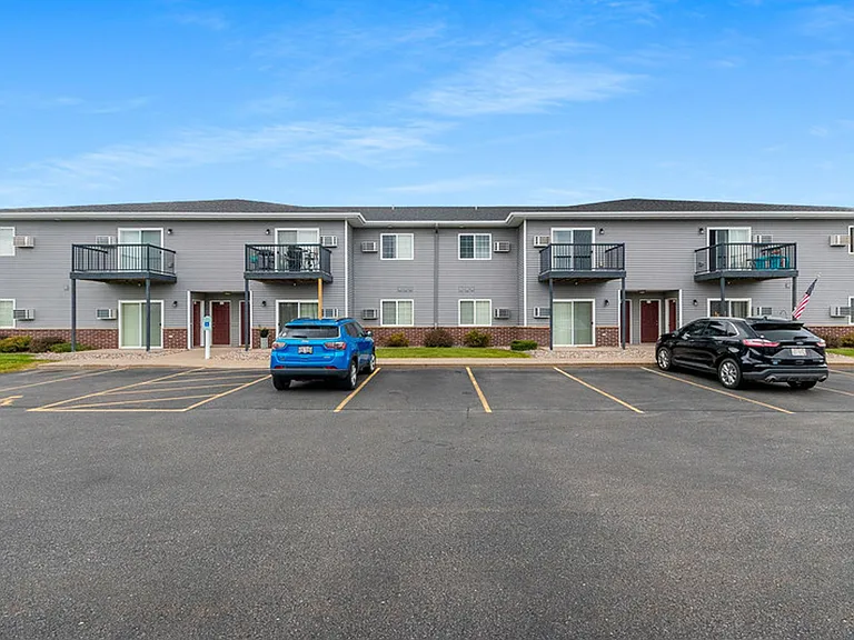 Prosser Place Apartments — Photo 22