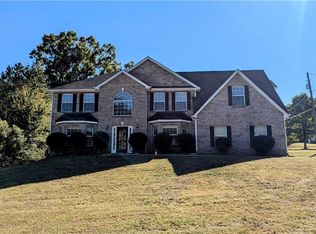 2033 Boulder Gate Dr, Ellenwood, GA 30294