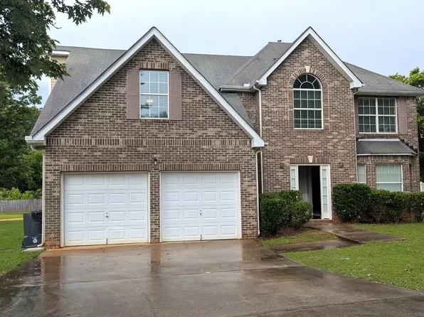 705 Mustang Ct, Hampton, GA 30228
