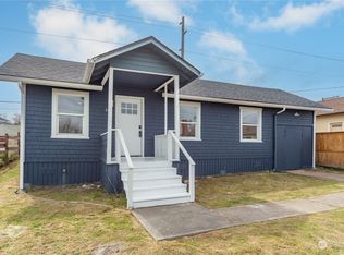 732 W 5th St, Port Angeles, WA