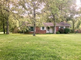 7415 Sawyer Brown Rd, Nashville, TN 37209