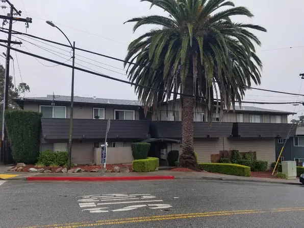 2186 Carlmont Dr, Belmont, CA 94002