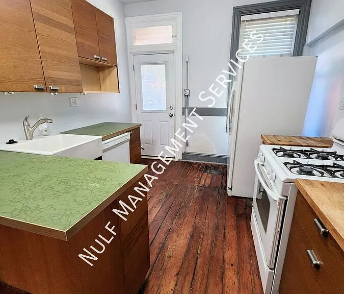 164 Almond Way — Photo 1