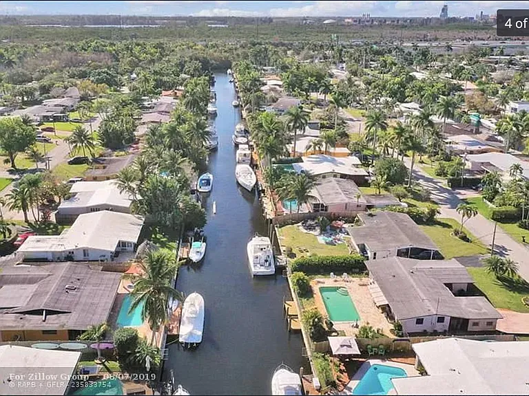2518 Gulfstream Ln — Photo 4