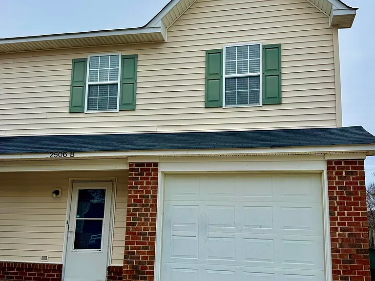 2506 B Bluff View Ct #B — Photo 1