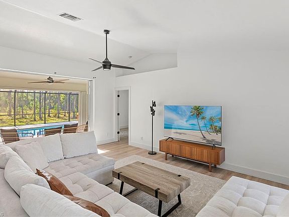 2nd image of 24311 Mountain View DR