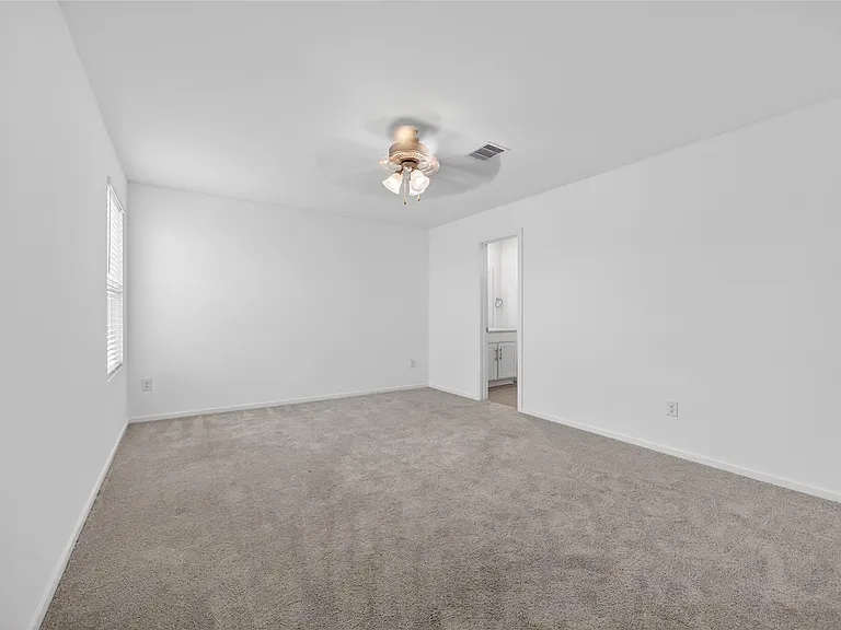 6523 Water Oak Green Ln — Photo 17
